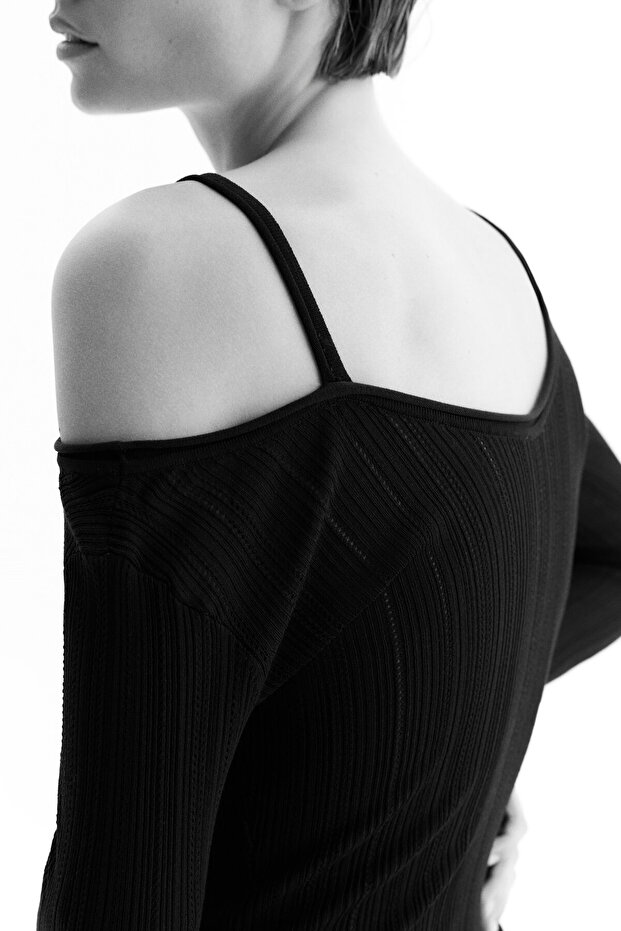 Lastik Örgülü Üst - 5