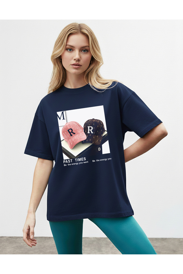 Women's Retro Hat Printed Round Neck Navy Blue T-Shirt
