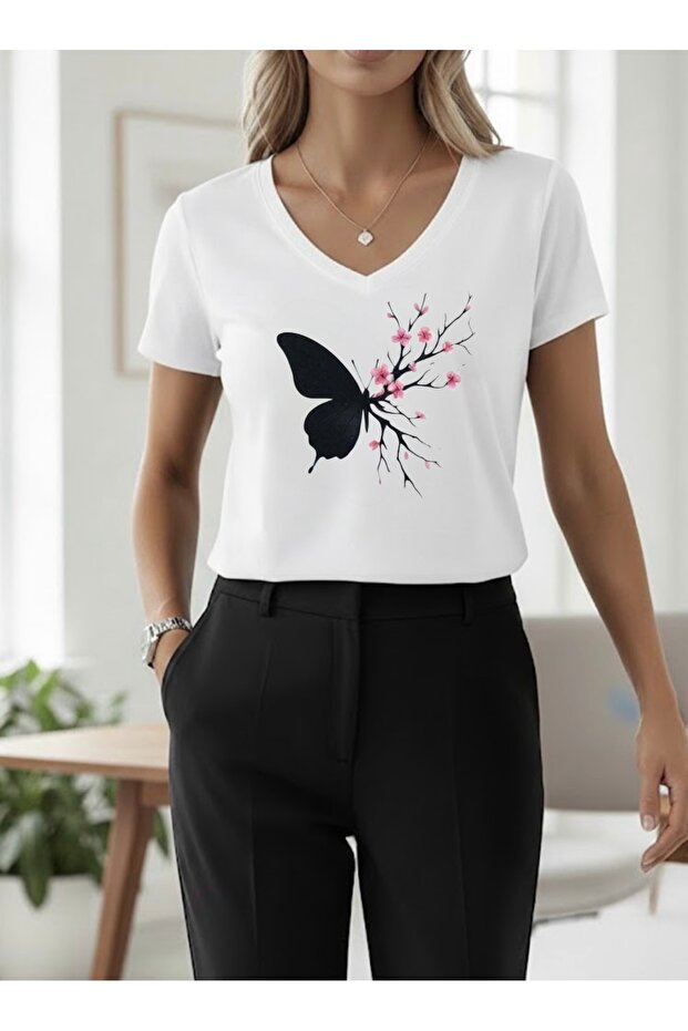 Women's Oversized V-Neck T-Shirt with Sakura Flower and Butterfly Print