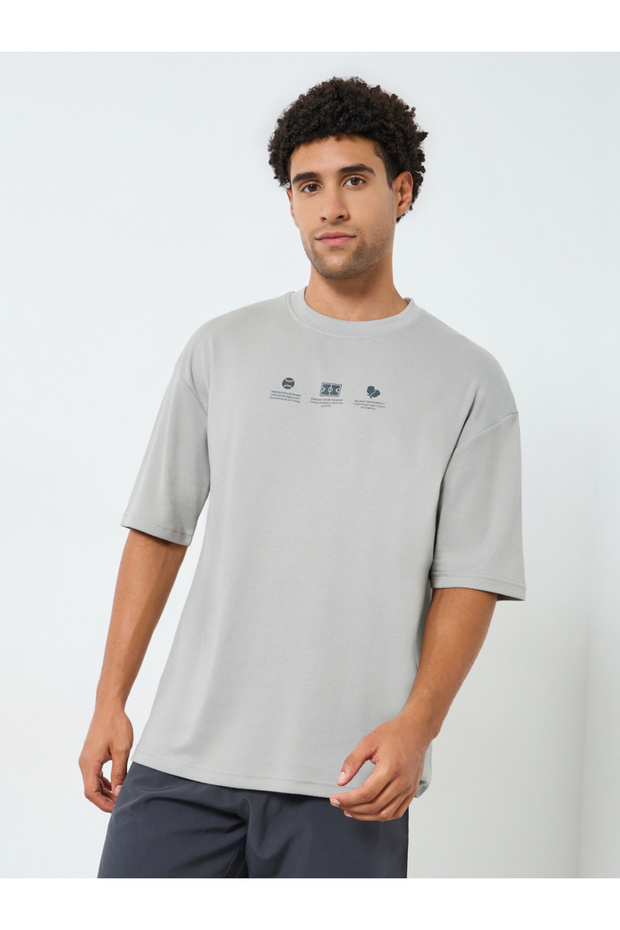 Men Oversized Minimal Print T-Shirt