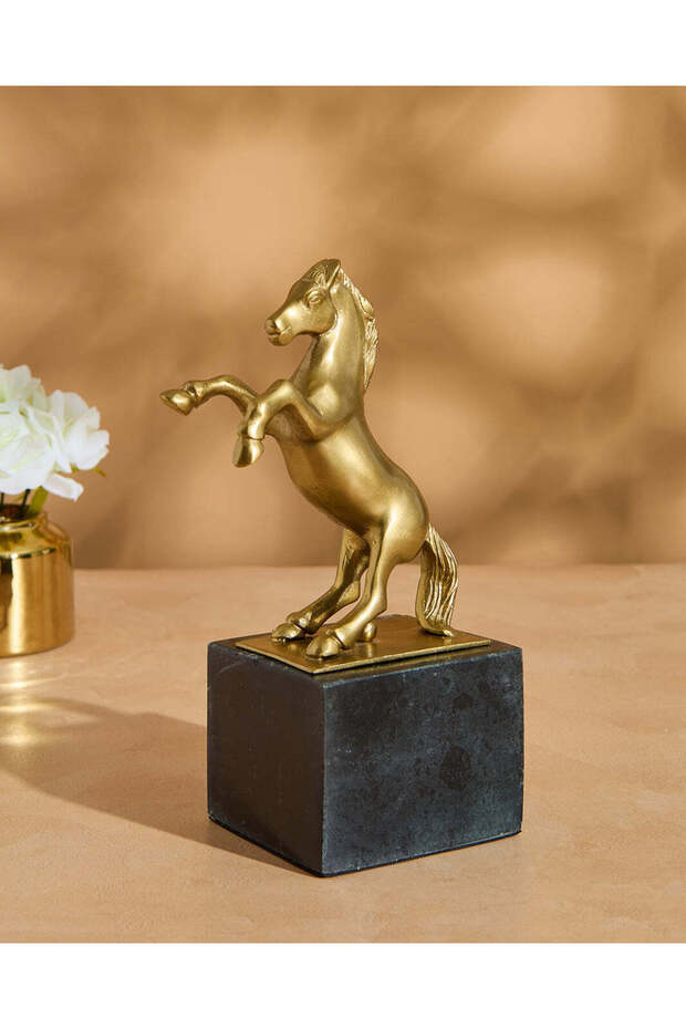 Gold Vermont Horse Metal Décor Accent