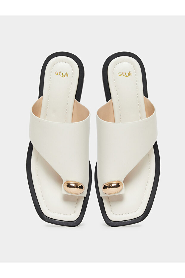 Solid Toe Post Flat Sandals - 5