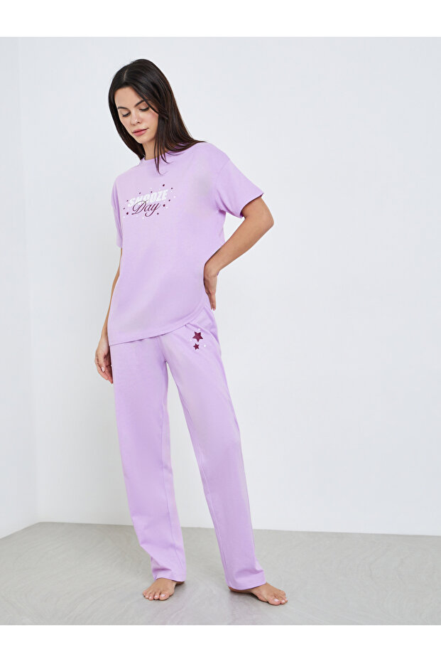 Women Lilac Graphic Print T-Shirt and Pyjama Set