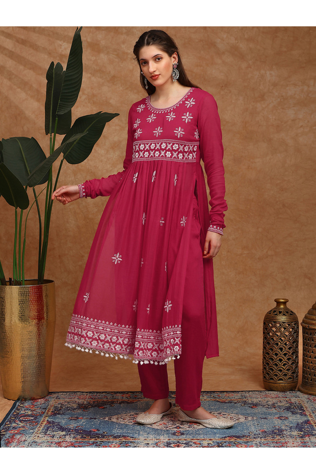 Women Red Floral Embroidered Kurta and Pants Set