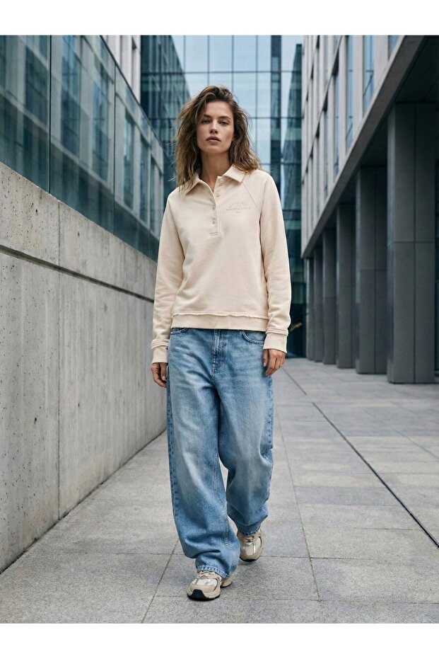 Polo Yaka Düğmeli Bej Sweatshırt - 2