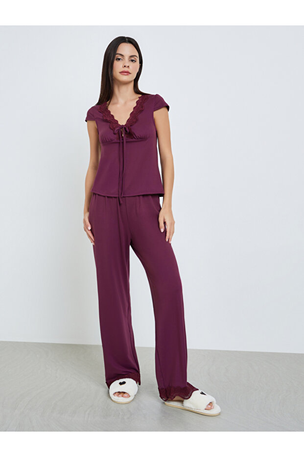 Women Burgundy Lace Trim Top and Pyjama Set
