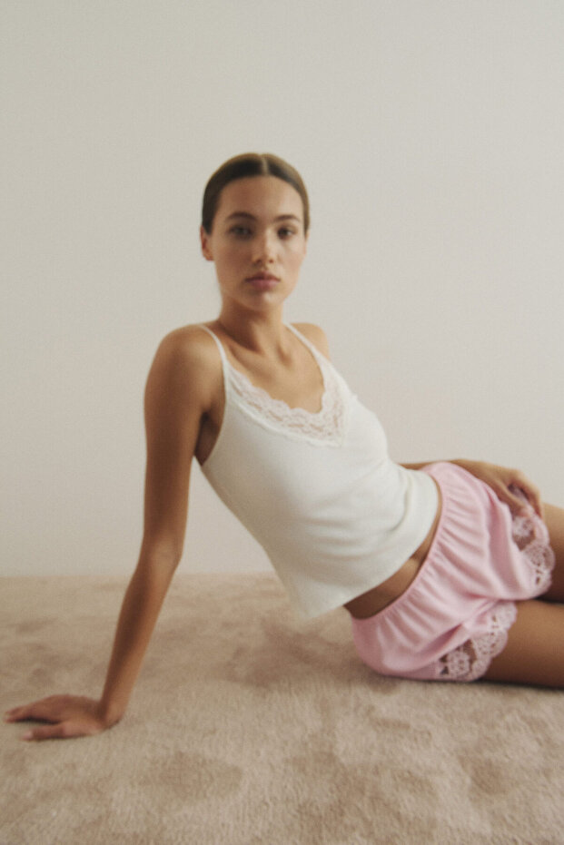 Dantel Şeritli Pijama Şortu - 1