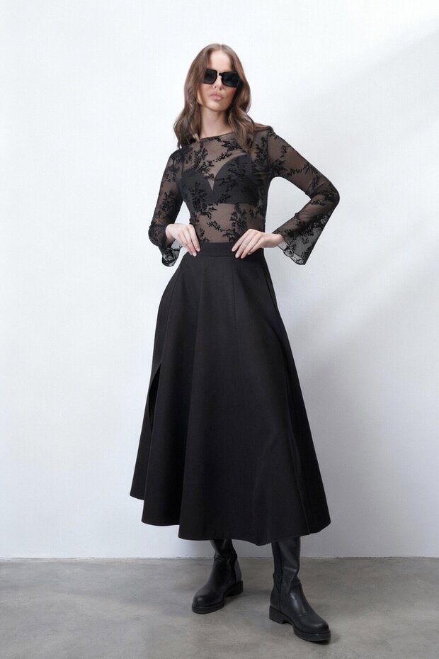 Fustă maxi neagră texturată - 3