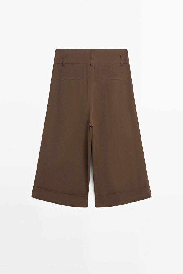 Katlı paçalı uzun bermuda şort - 6