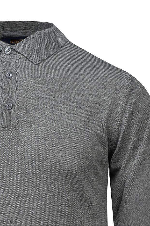 سترة صوفية ذات ياقة بولو ذات قصة عادية باللون الرمادي - 3