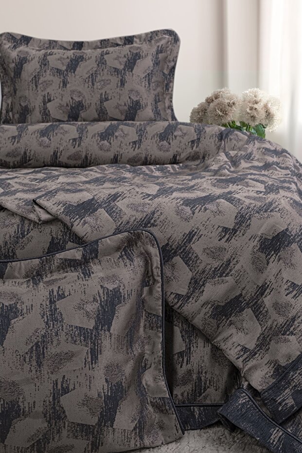 Calantha Lotus 3 Piece Anthracite Pike Set 240 X 260 cm 240 X 260 cm Anthracite