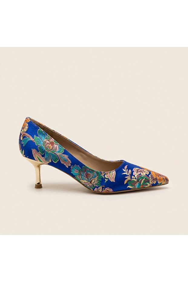 Valley Ethnic Pattern Closed-Back Short Heeled Shoes