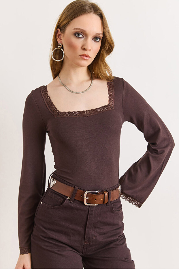 Women's Brown Square Collar Lace Detailed Flexible Soft Touch Blouse Blz-19003205