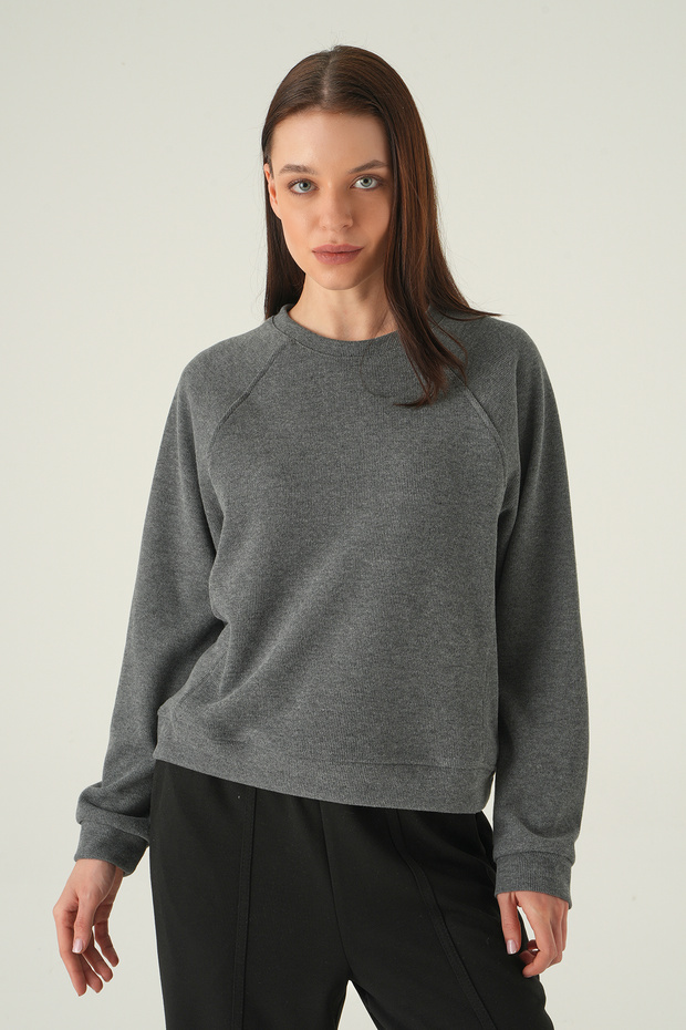 8271A سترة برقبة دائرية لون أنثراسايت - 6