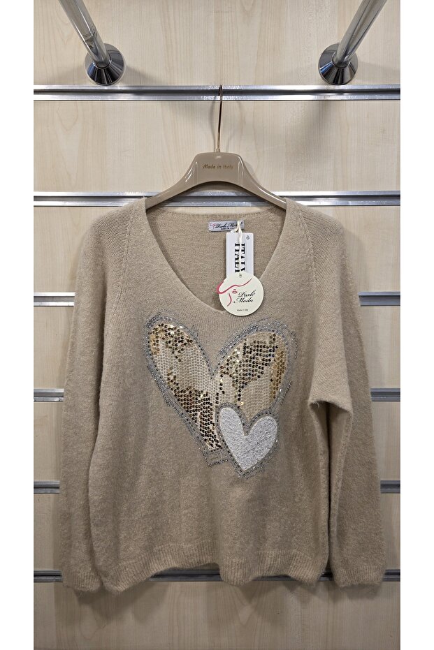 سترة من صوف الألبكا بنمط قلب مزينة بالترتر - 1