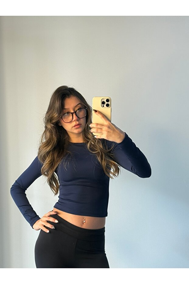 Düz Yaka Basic Bluz - 1