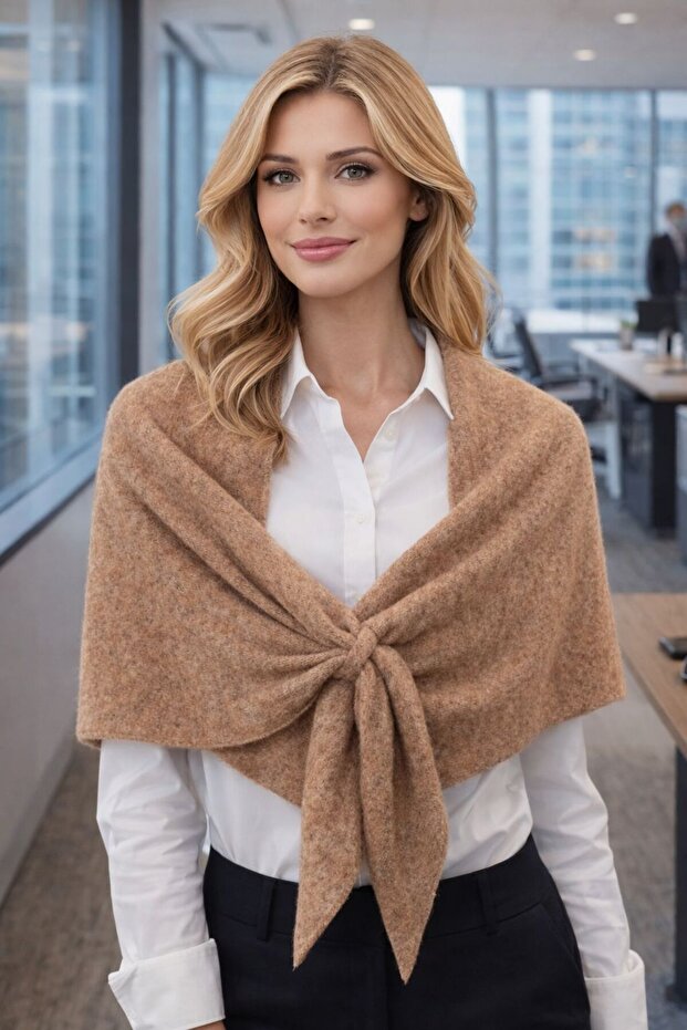 Camel Knitwear Triangle Inner-Shoulder Women's Shawl 120X180 cm