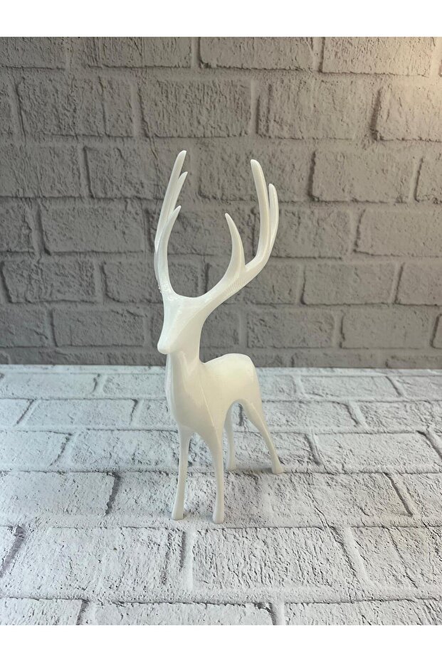 تمثال غزال أبيض - ليسينا - 4