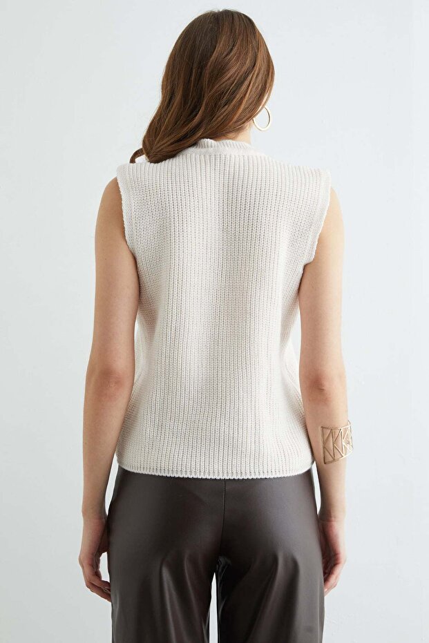 Geknöpfter Strickpullover mit Taschen - 8
