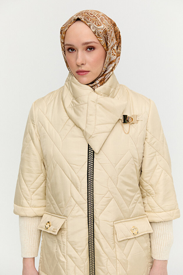 Mendil Yakalı Kapitone Kaban - 3