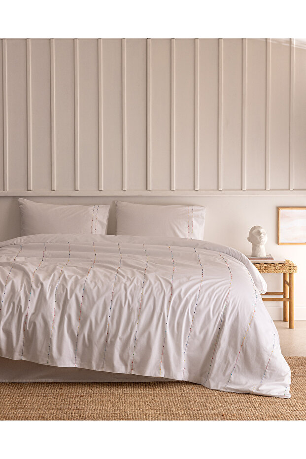 Estampe Family Size 100% Cotton Ranforce Embroidered Bed Sheet and Duvet Cover Set - White