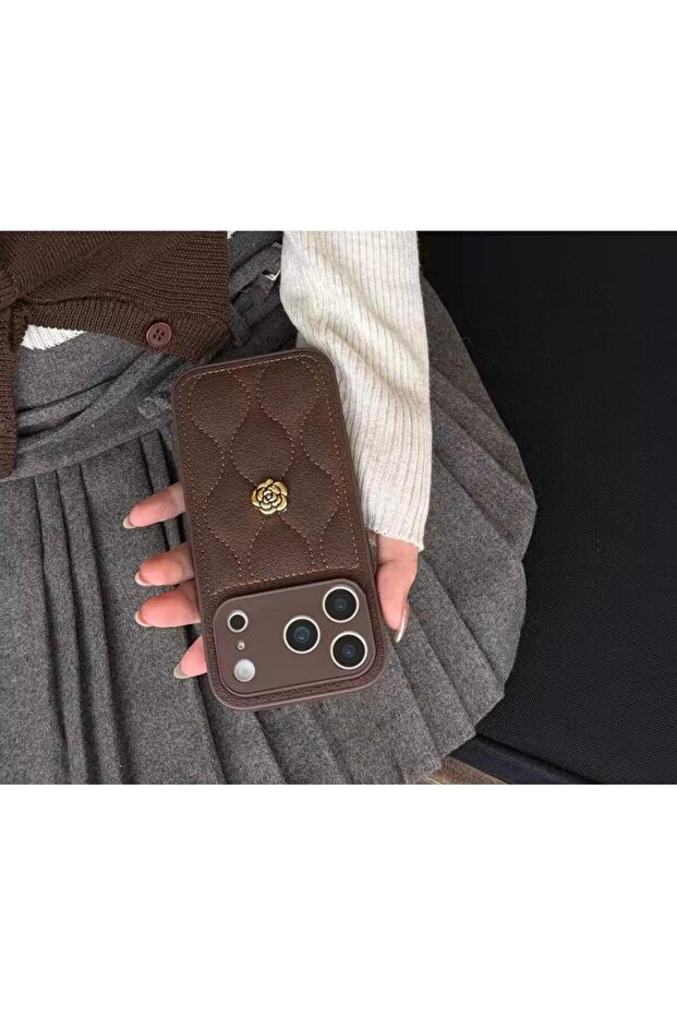 حافظة جلدية بتصميم وردي متوافقة مع آيفون 17 برو - 4