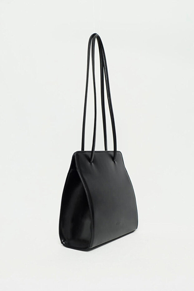 SİYAH KARE ÇANTA - 3