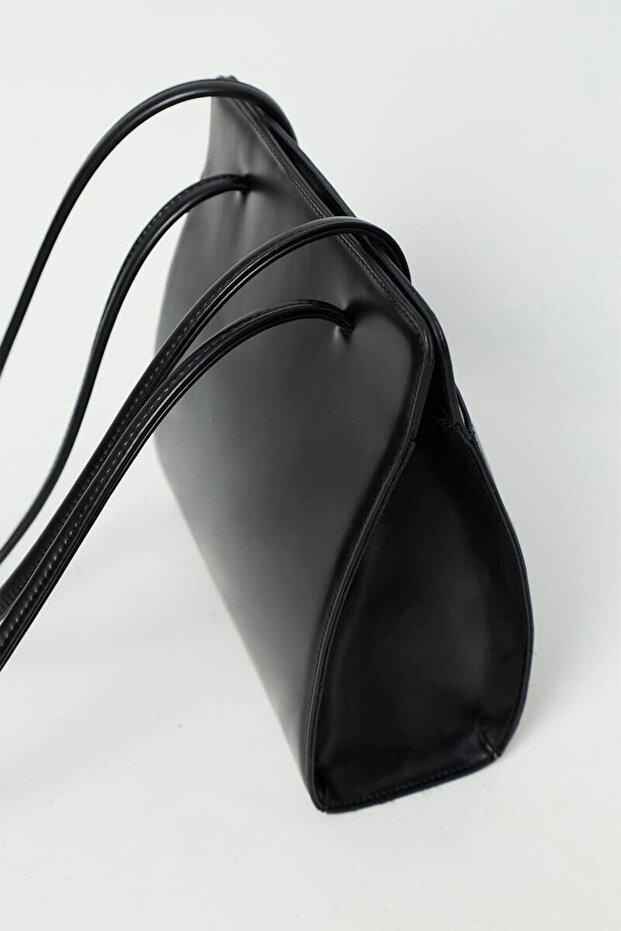 SİYAH KARE ÇANTA - 4