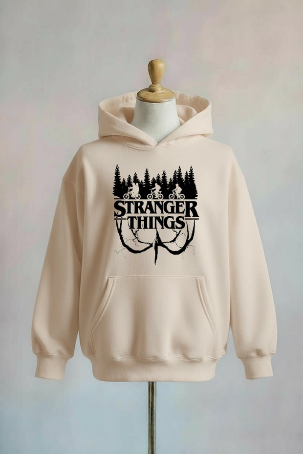 سترة Stranger Things مطبوع القطنية ذات قصة فضفاضة خيوط O بغطاء رأس