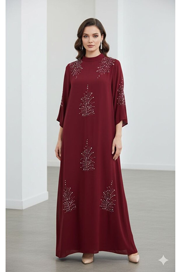 Embroidered jalabiya