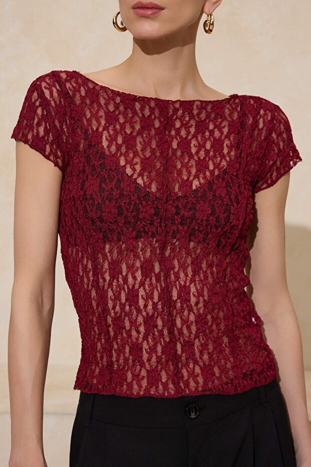 Bordo Fitted/Vücuda Oturan Kayık Yaka Kısa Kollu Dantel Örme Bluz TWOSS26BZ00185 - 3