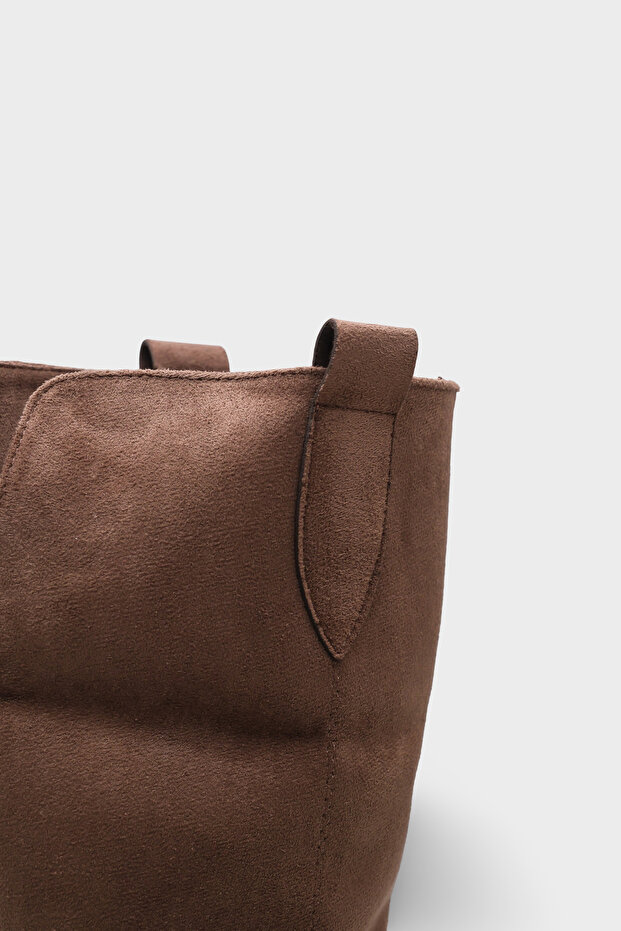 Gertie Kadın Bot - 5