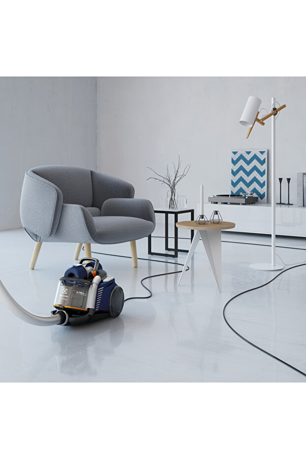 EUFC81DB UltraFlex Turbo Cyclonic™ 650W Toz Torbasız Elektrikli Süpürge - 3