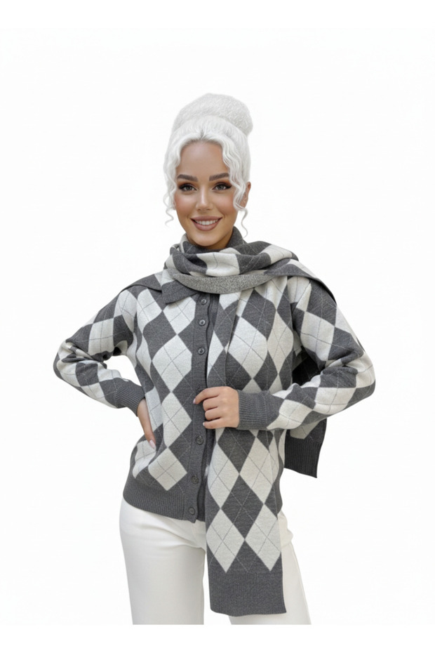 Buttoned Polo Neck Long Sleeve Knit Sweater with Bagel Pattern Scarf Detail