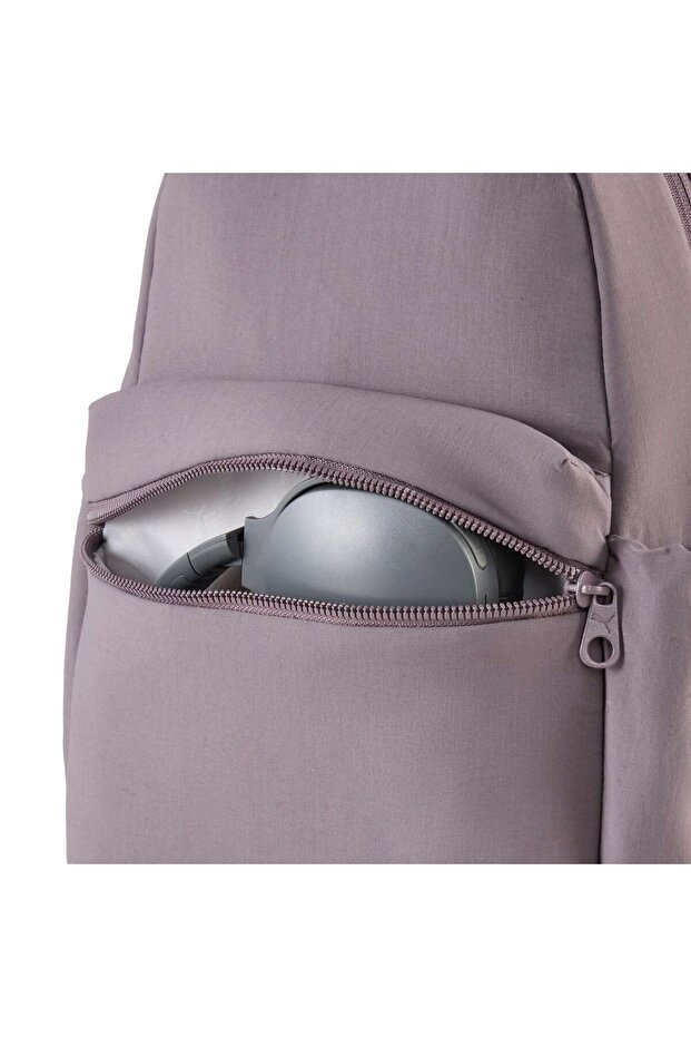 حقيبة ظهر صغيرة لكل منا - 4