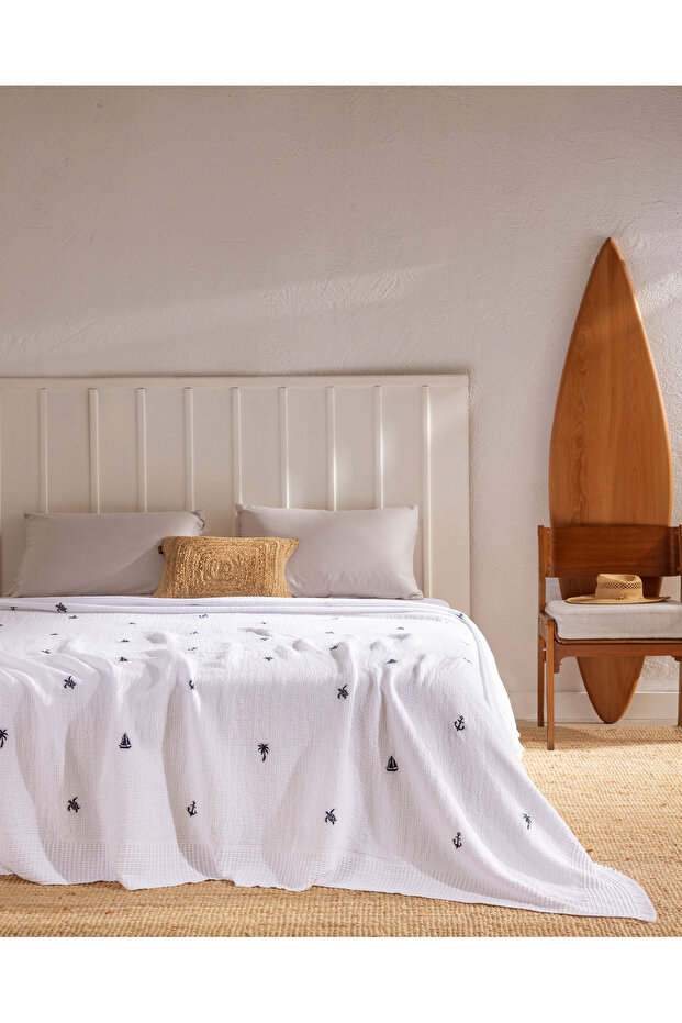 Riva Single Bedspread - White - 1