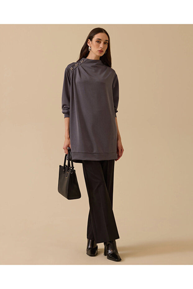 Omuz Aksesuarlı Drapeli Tunik - 1