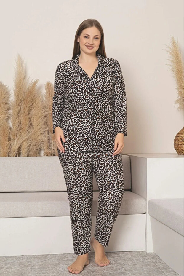 Plus Size Cotton Suede Bamboo Leopard Pattern Buttoned Pajama Set - 2