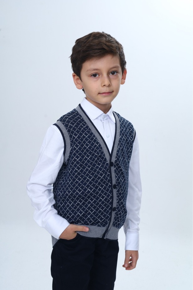 سترة تريكو بأزرار على شكل حرف V للأولاد - منقوشة بشكل مائل - 3