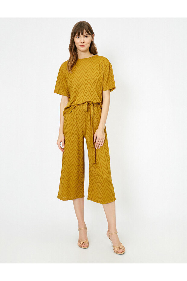 Fabric Detailed Tied Trousers