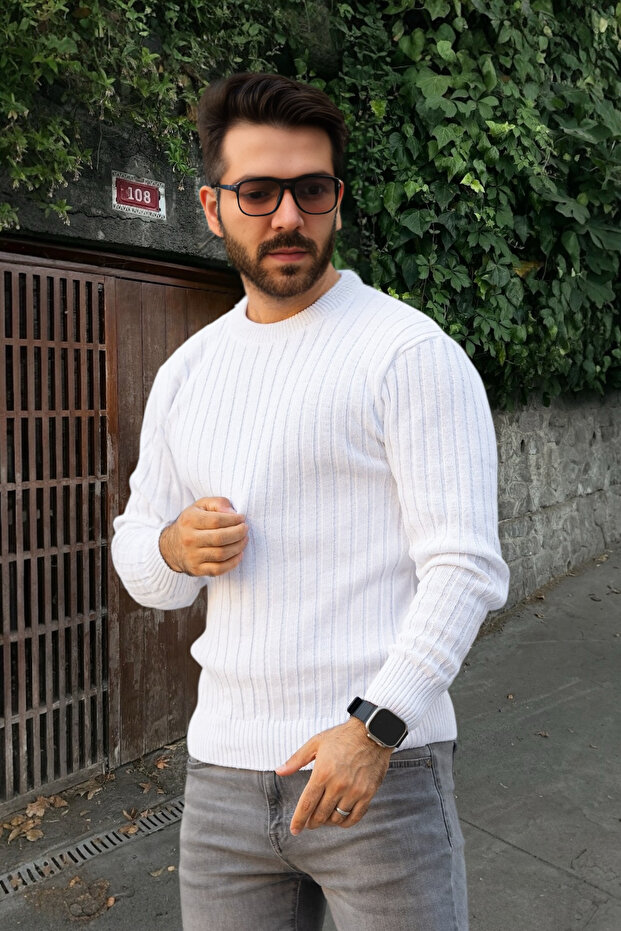 Men's Knitwear Sweater (White)