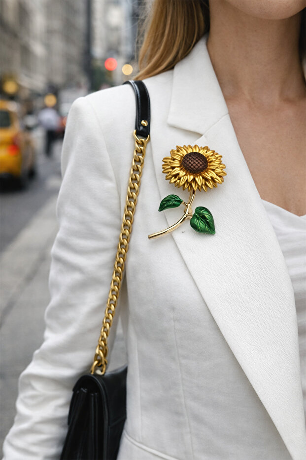 Yeşil Yaprak Detay Ay Çiçeği Broş (En:3cm Boy:6cm) - 4