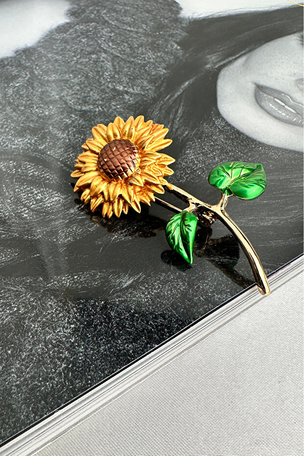 Yeşil Yaprak Detay Ay Çiçeği Broş (En:3cm Boy:6cm) - 5