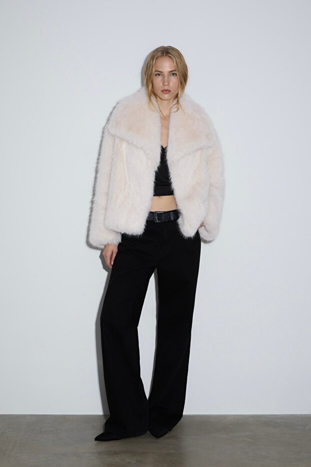 سترة قصيرة من الفرو الصناعي من STRADI - 2