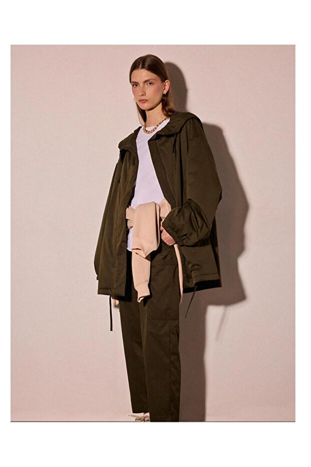 Kapüşonlu Paraşüt Mont - 1