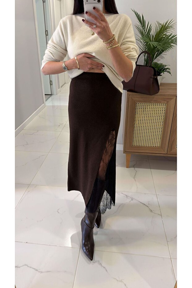 Dantel Detay Triko Etek - 2