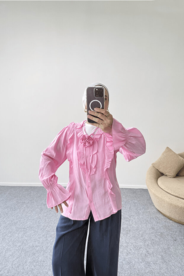 Women's Rose Accessory Ruffle Detailed Buttoned Shirt Blouse Pink