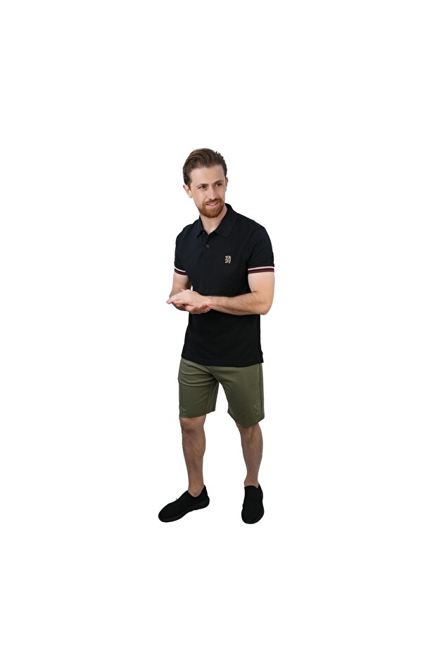 Men's Performance Polo: Classic Piqué, Tipped Collar, Embroidered Detail