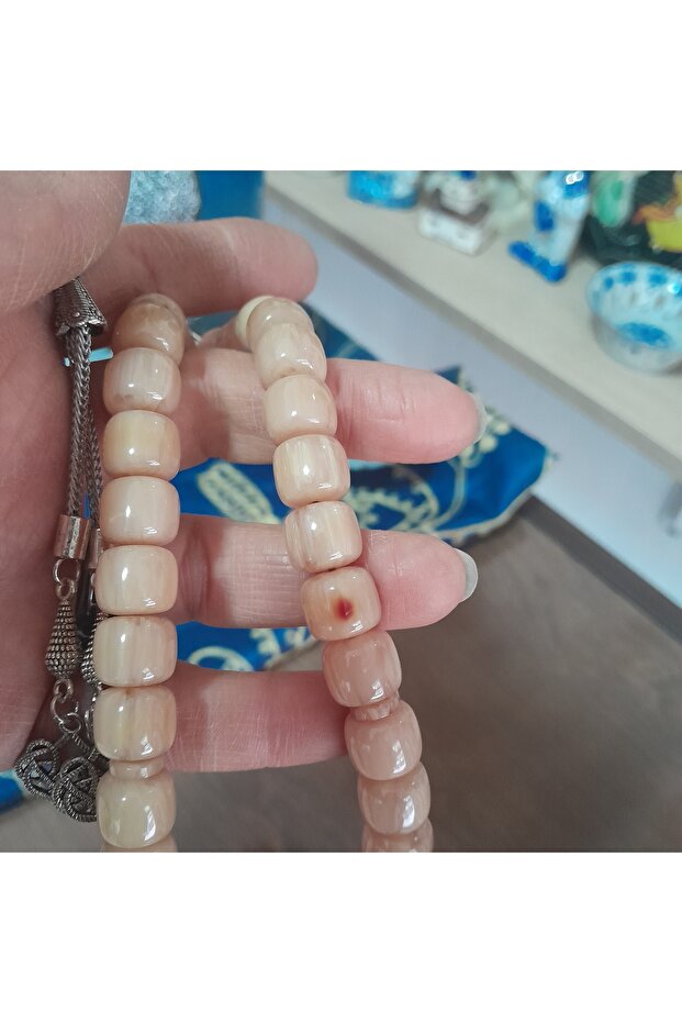 Dinlenmiş Hamur Katalin Tespih