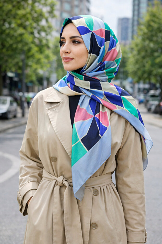 وشاح تيفيل من الحرير بنسبة 100% باللون الأزرق